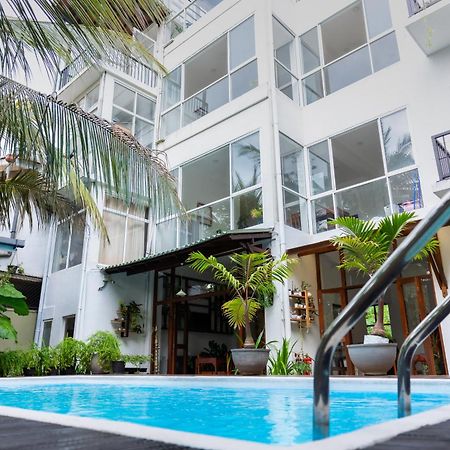Hotel Sea Cloud Unawatuna Esterno foto